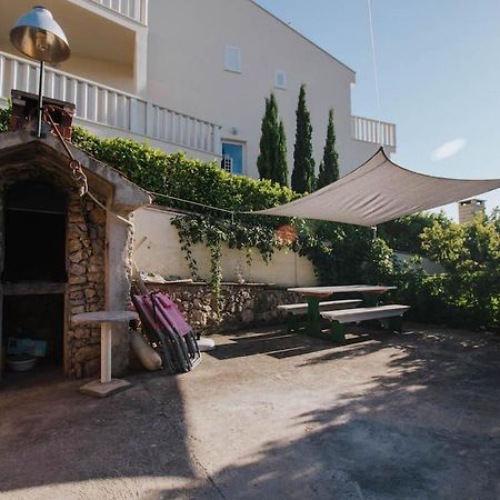 Apartman Relax 2 Zaboric Bagian luar foto