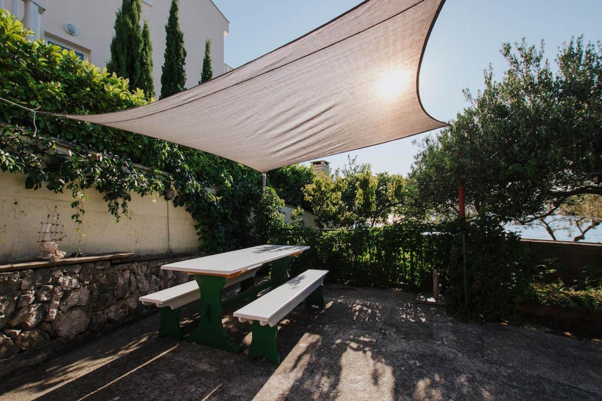 Apartman Relax 2 Zaboric Bagian luar foto
